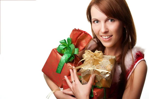 Vrouw met geschenken — Stockfoto