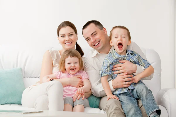 güzel mutlu bir aile