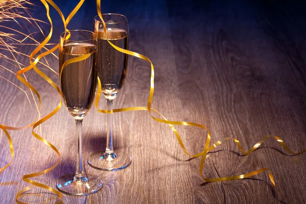 Pair glasses of champagne — Stock Photo, Image