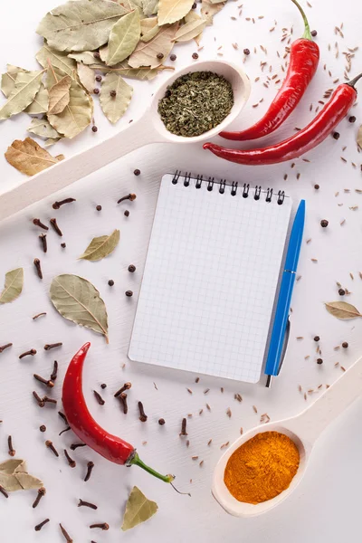 Notebook and pen to write recipes — Stock Photo, Image