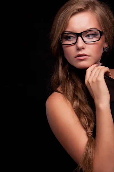 Woman giving suspicious look — Stock Photo, Image