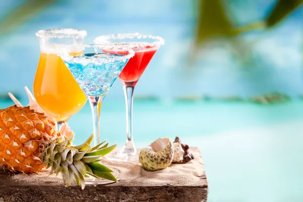 Glazen van cocktails — Stockfoto