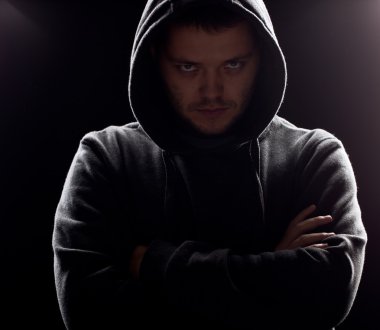 hood veya holigan adam silüeti