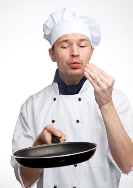 Üniformalı şef.