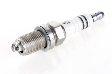 Buji beyaz zemin üzerine