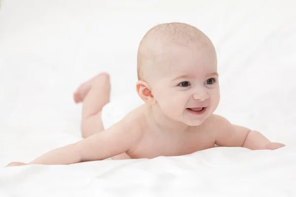 De schattige baby — Stockfoto