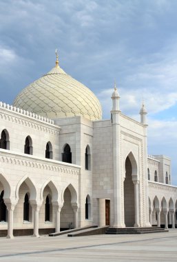 Beyaz Camii. Bulgar devlet Tarihi ve mimari rezerv.