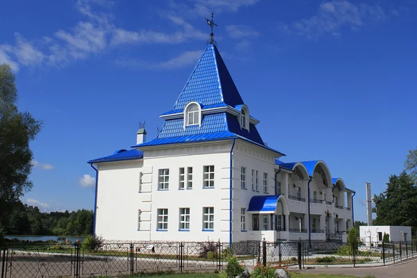 Pilgrim Huis. het raifa bogoroditsky klooster, kazan, — Stockfoto