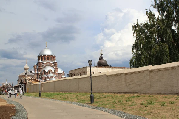 Święty klasztor sviazhsky — Zdjęcie stockowe