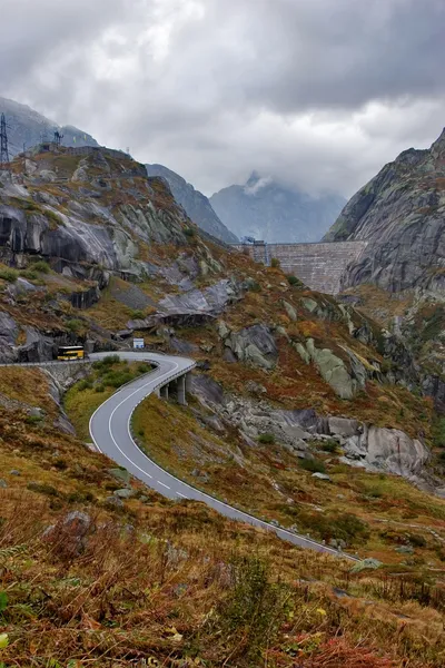 Diga in montagna — Foto Stock