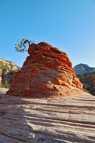 A famosa rocha redonda — Fotografia de Stock
