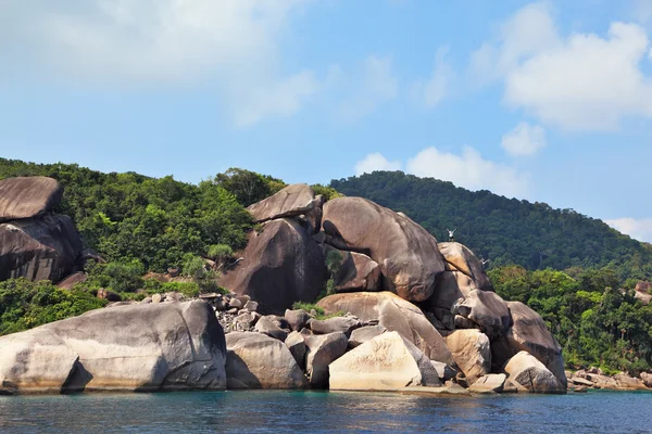 Brzegu malowniczej wyspy similan magiczne — Zdjęcie stockowe