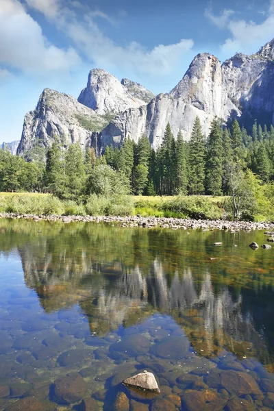 令人瞩目的风景优胜美地山谷 — 图库照片