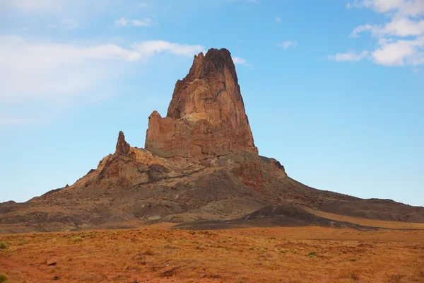 Pedra de arenito vermelho na reserva Navajo — Fotografia de Stock