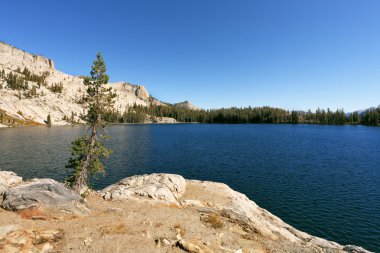 Mayıs göle Dağları yosemite Parkı