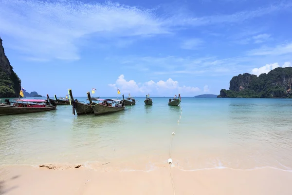 Praia mágica na ilha . — Fotografia de Stock