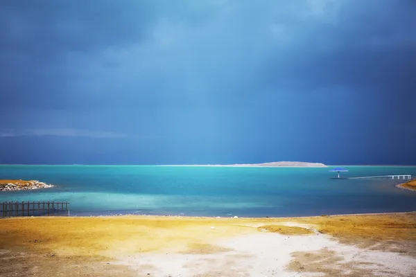 Го хмари над Мертвому морі в Ізраїлі — стокове фото