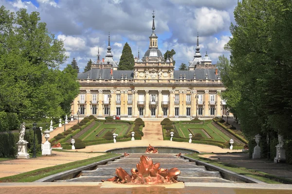 Королівський палац Ільдефонсо ла granja 17-го століття — стокове фото