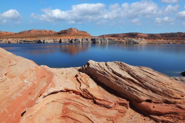 antilop Kanyonu navajo reservat içinde parlak mavi su