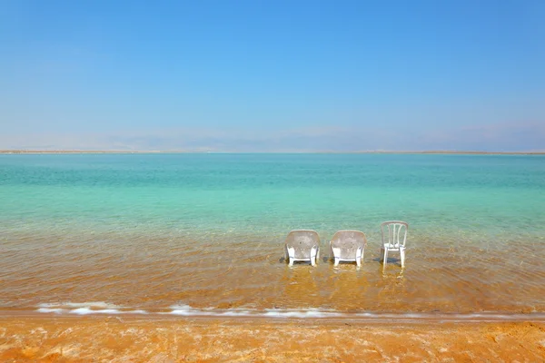 White beach armchairs and a chair — Stock Photo, Image
