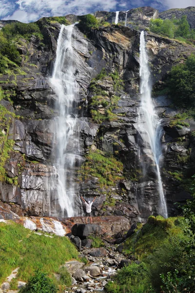 Picturesque waterfall in Northern Italy — Stock Photo, Image