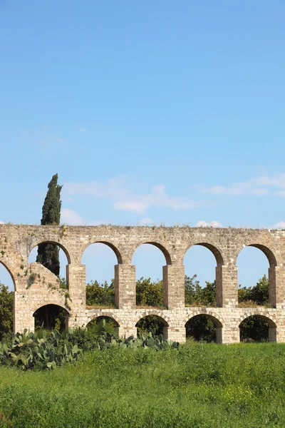 Ένα ρωμαϊκό υδραγωγείο αντίκες — Φωτογραφία Αρχείου