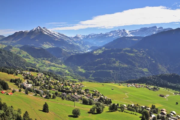 Gorgeous weather in the resort of Leysin — Stock Photo, Image