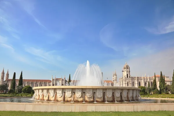 Embankment do Rio Tejo em Lisboa — Fotografia de Stock