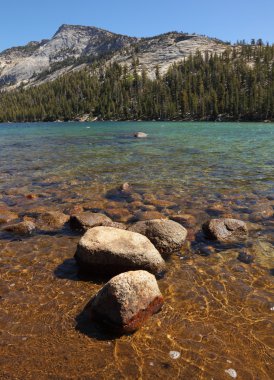 sığ göl üzerinde pass tioga