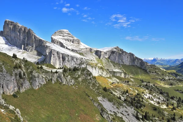 Alpes suisses au début de l'automne — Photo