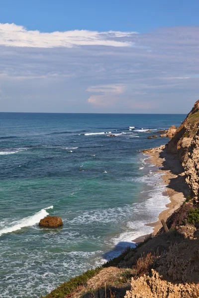 Costa pietrosa del mare — Foto Stock