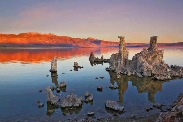 Outliers - limestone formation — Stock Photo, Image