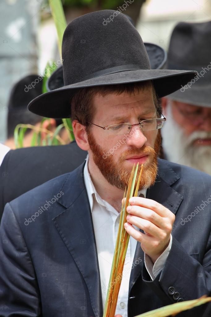 religiöse junge rotbärtiger Jude — Redaktionelles Stockfoto © kavramm