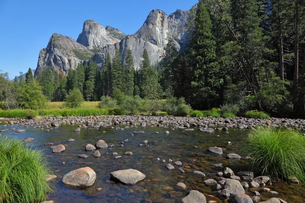 Shallow  Merced River — Stock Photo, Image