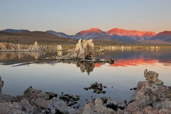 Sunrise at Mono Lake — Stock Photo, Image