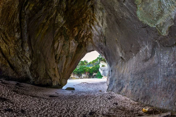 Magnífica Cueva Catedral Playa Arena Marea Baja Atardecer Viajar Nueva —  Fotos de Stock