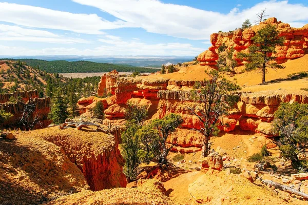 Hoodoo São Formações Geológicas Altas Paisagens Mágicas Oeste Dos Eua — Fotografia de Stock