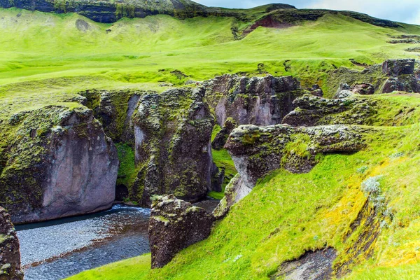 Most Beautiful Canyon Iceland Fyadrarglyufur Canyon Sheer Cliffs Stand Stream — стокове фото