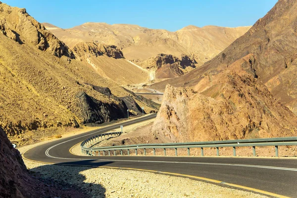 Izrael Scénická Klikatá Cesta Pouští Dálnice Spojuje Město Eilat Centrem — Stock fotografie