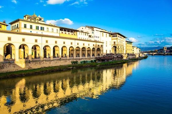 Magnifik Florens Palazzo Vallen Vid Floden Arno Det Administrativa Centrumet — Stockfoto