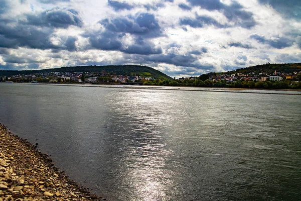 Reibungsloser Fluss Des Großen Rheins Romantische Schlösser Rheinufer Die Hügel — Stockfoto