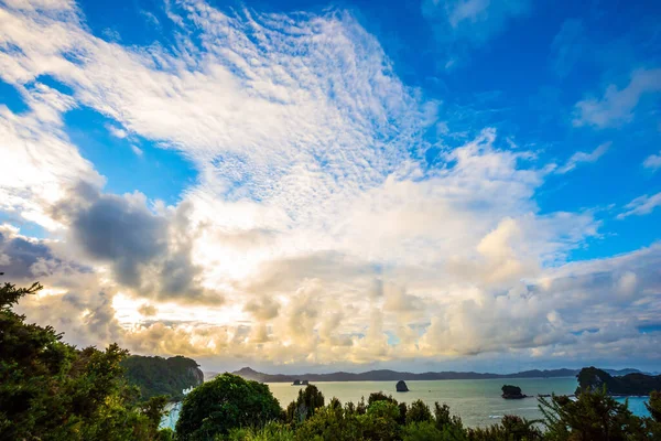 Cathedral Cove Península Coromandel Ilha Norte Nova Zelândia Nuvens Exuberantes — Fotografia de Stock