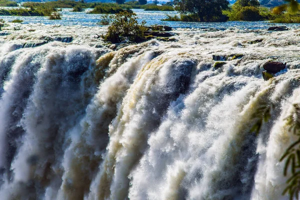 Fantastica Passeggiata Dopo Stagione Delle Piogge Grand Victoria Falls Thundering — Foto Stock