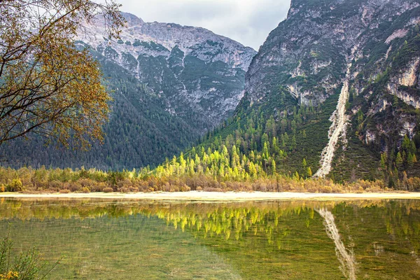 Tirol Dolomitas Lago Montaña Más Hermoso Del Norte Italia Lago — Foto de Stock