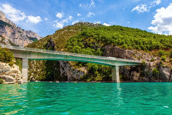 Bron Förbinder Kanjonens Stränder Europas Vackraste Och Mest Pittoreska Kanjon — Stockfoto