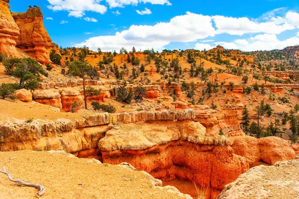 Usa Red Brown Canyons Outliers Composed Soft Sedimentary Rocks Most — Fotografia de Stock