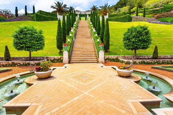 Bahai World Center Magnifique Escalier Marbre Terrasses Jardin Autour Temple — Photo
