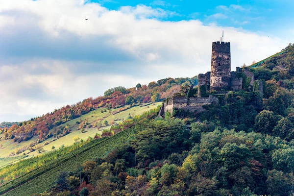 Великолепный Живописный Замок Тюрантов Средневековые Рыцарские Замки Руины Теплая Осень — стоковое фото