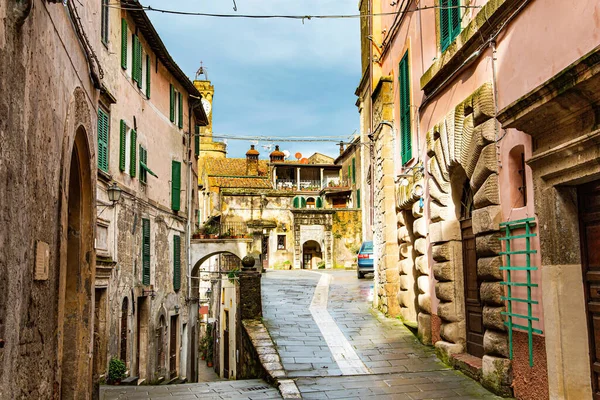 Sorano Nun Güzel Tuff Kasabasının Dar Sokakları Toskana Nın Etrüsk — Stok fotoğraf