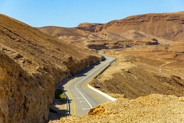 Costa Israel Inverno Quente Dia Fevereiro Estrada Asfalto Nas Montanhas — Fotografia de Stock